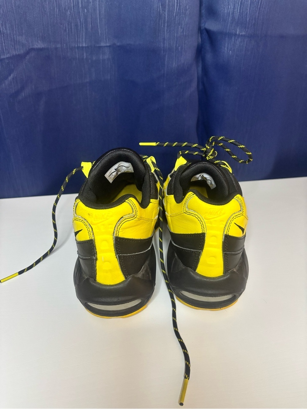 🔥 Nike Air Max 95 Black Yellow Varsity Maize Sneakers Men’s OG Style - Picture 5 of 8